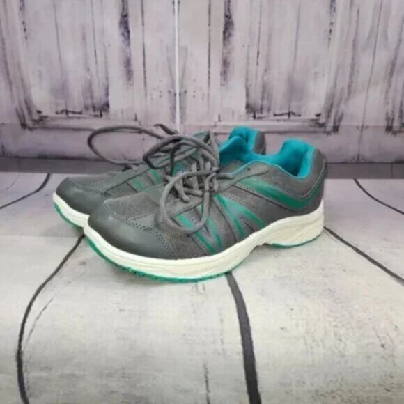 Freedom Fit Zone Grey Sneakers - Picture 2 of 8